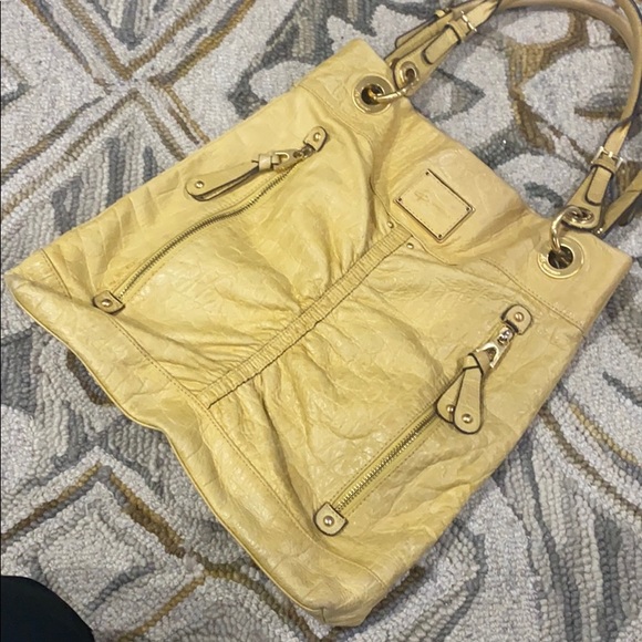 💕 B. Makowsky yellow leather large tote bag 💕 - Picture 15 of 16